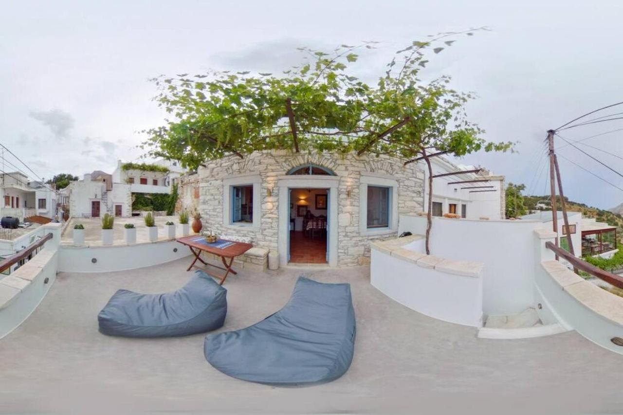 Traditional Inn Pirethron Apérathos Exterior photo